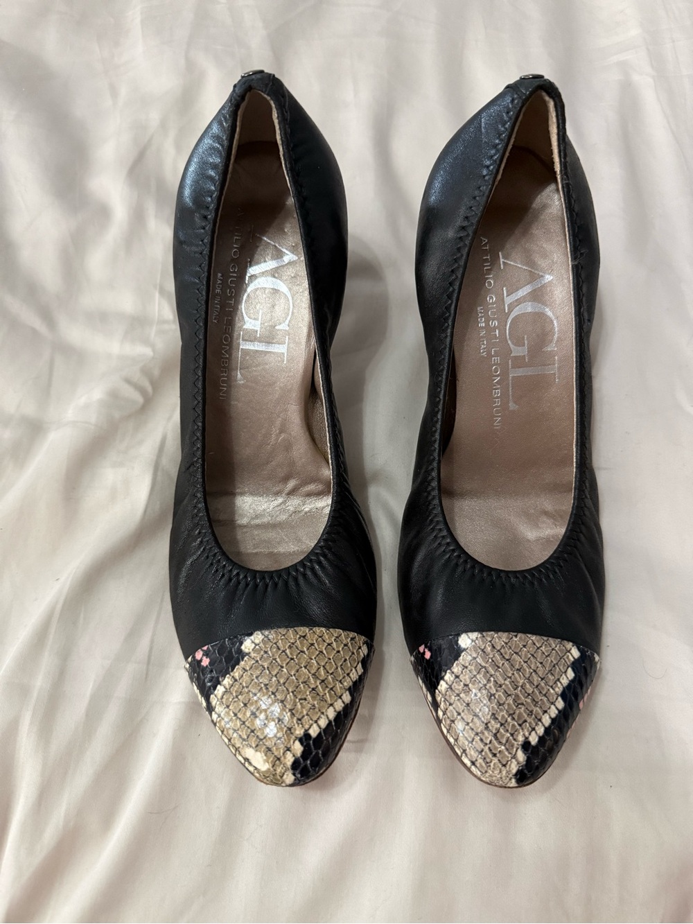 AGL Black Leather heels with Snakeskin-Tone Cap